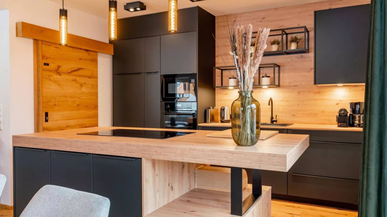 Mountain Chalet Luxx-Kitchen