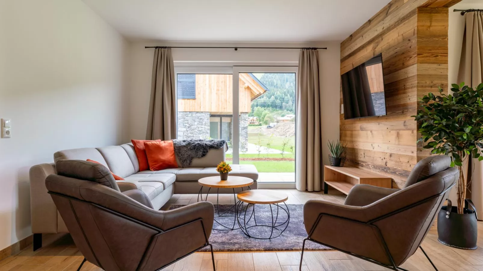 Mountain Chalet Bergfreund-Living room