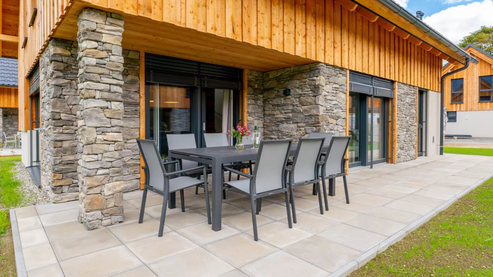 Mountain Chalet Bergfreund-Terrace balcony