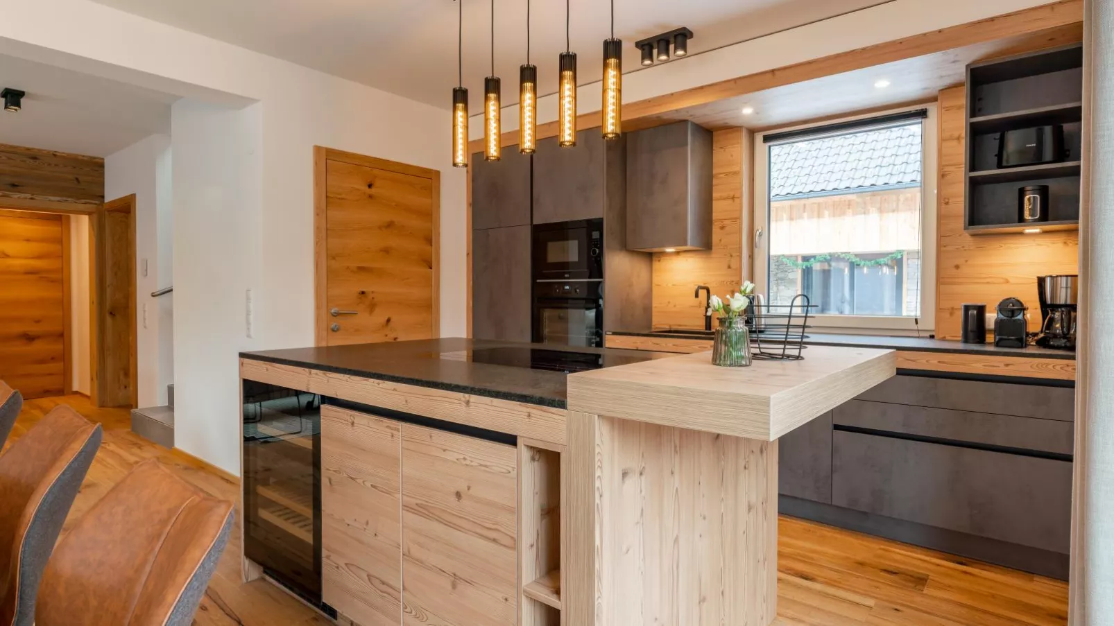 Mountain Chalet Dahoam-Kitchen