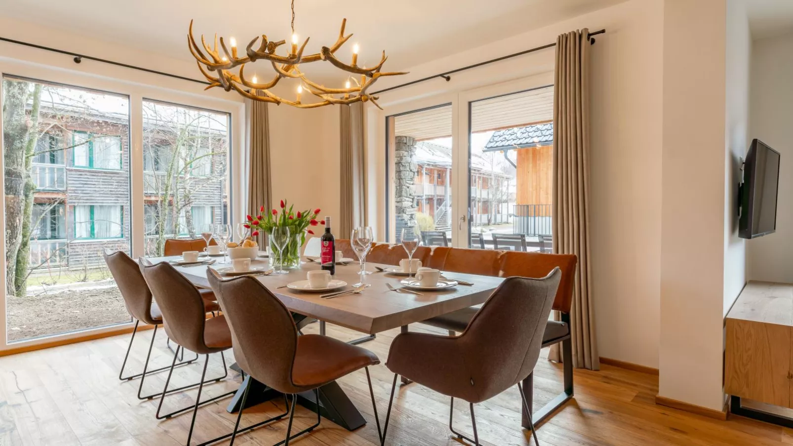 Mountain Chalet Dahoam-Dining room