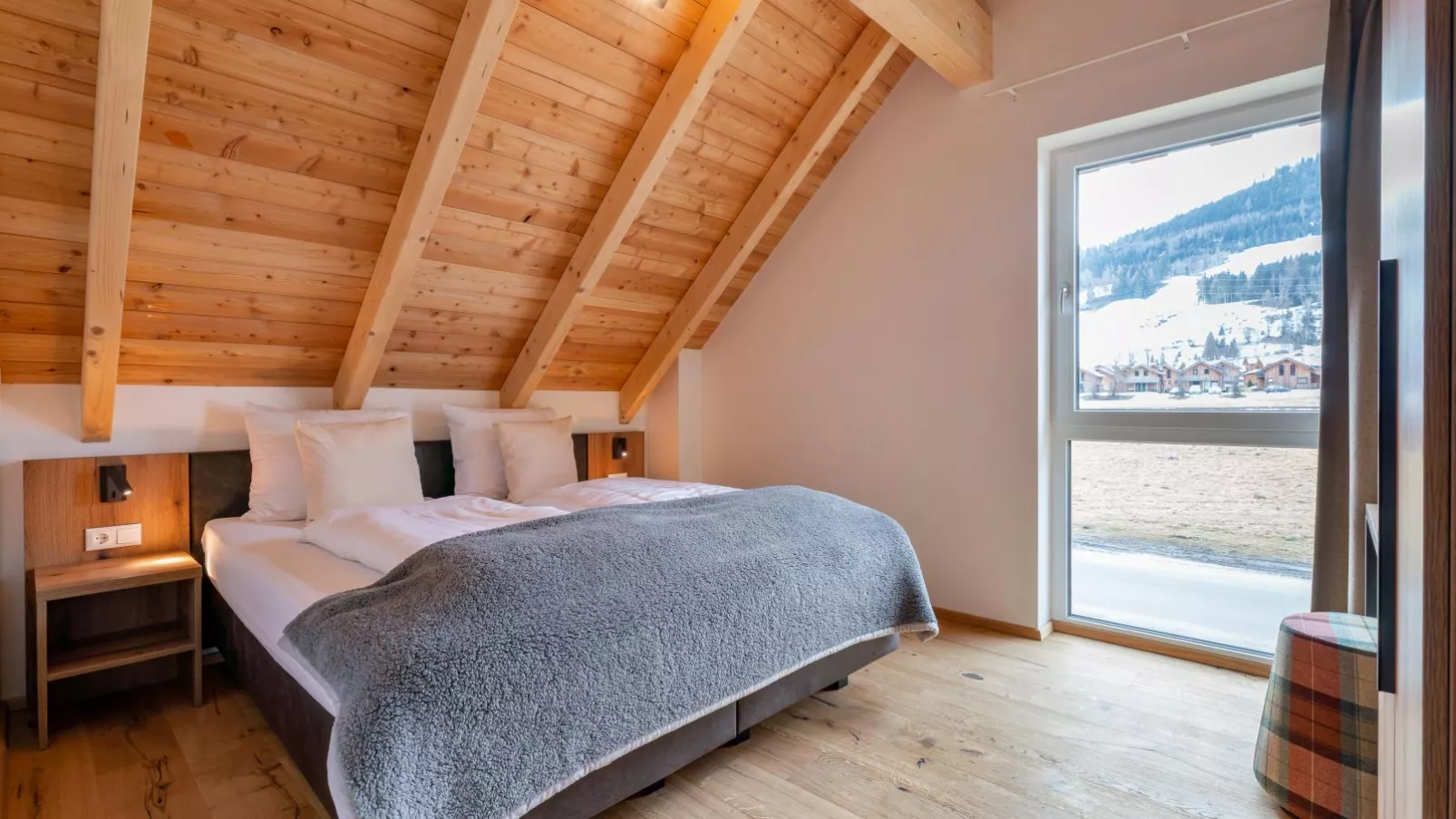 Mountain Chalet Esttes-Bedroom