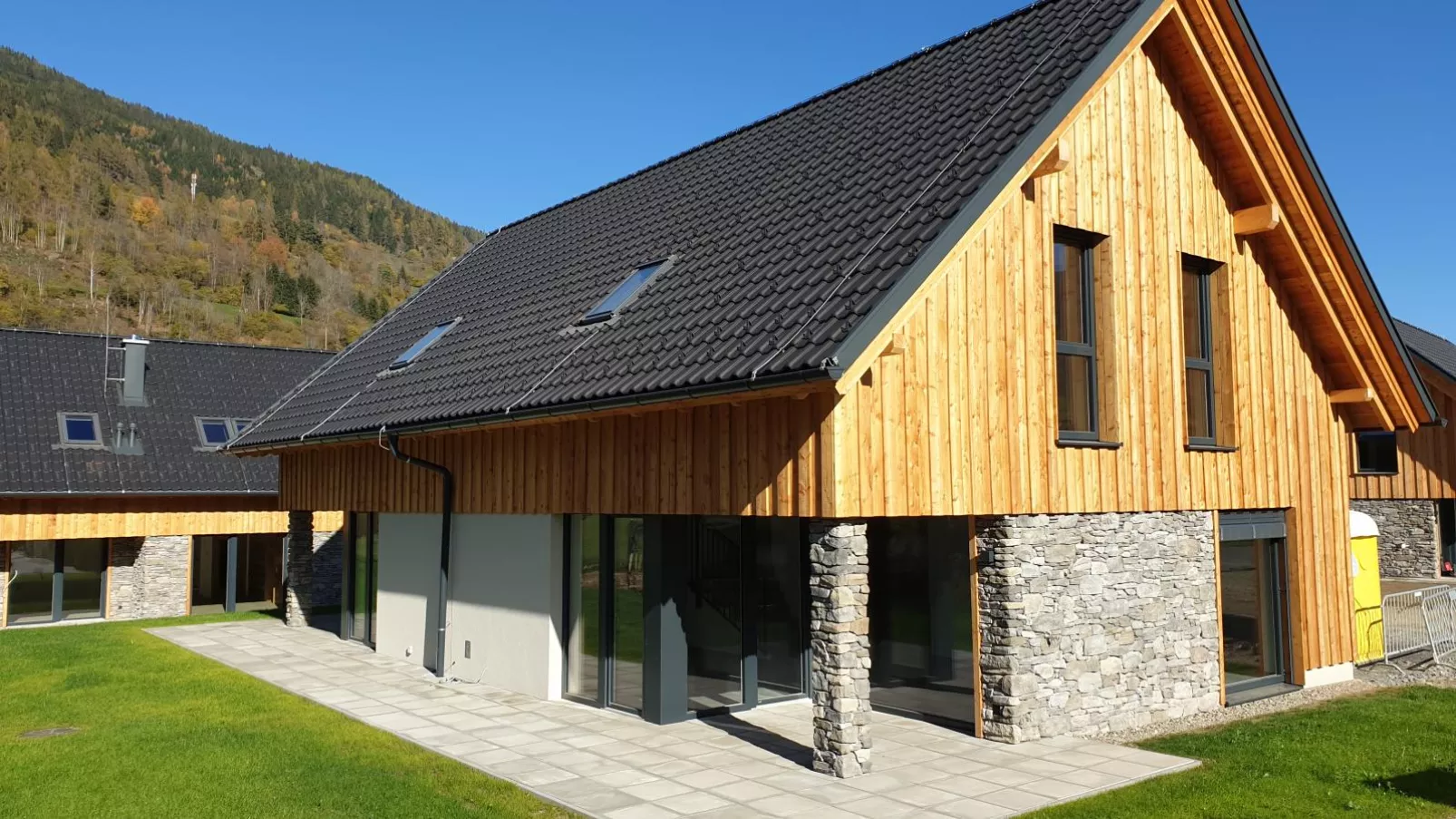 Mountain Chalet Esttes-Exterior summer