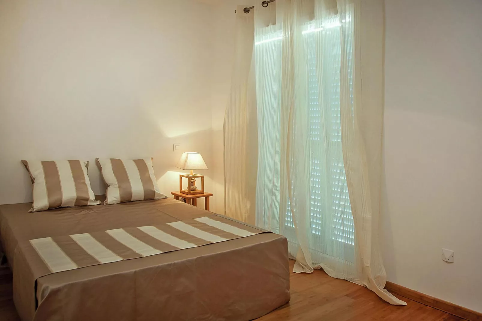 Villa Tyrrenia Rogliano / T3 Terrasse - de 52 m2 à 72 m2 - VUE CAP-Bedroom