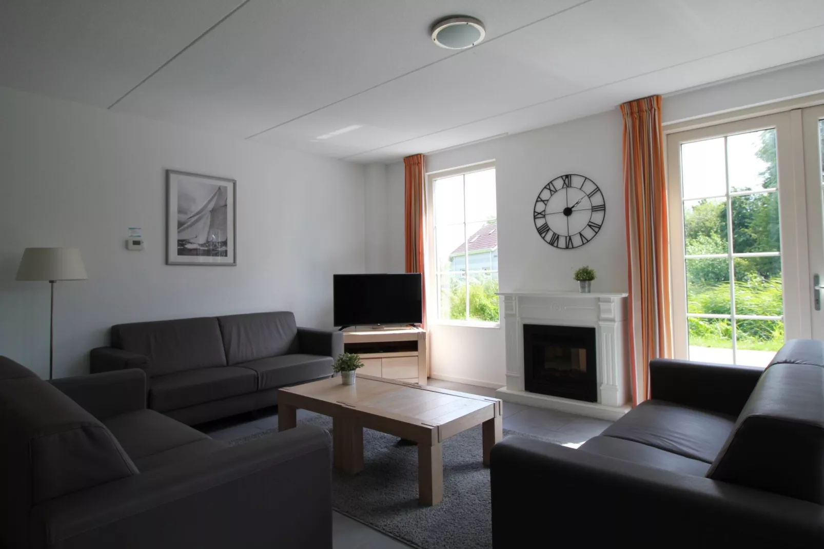 Beach Resort Makkum 32-Living room