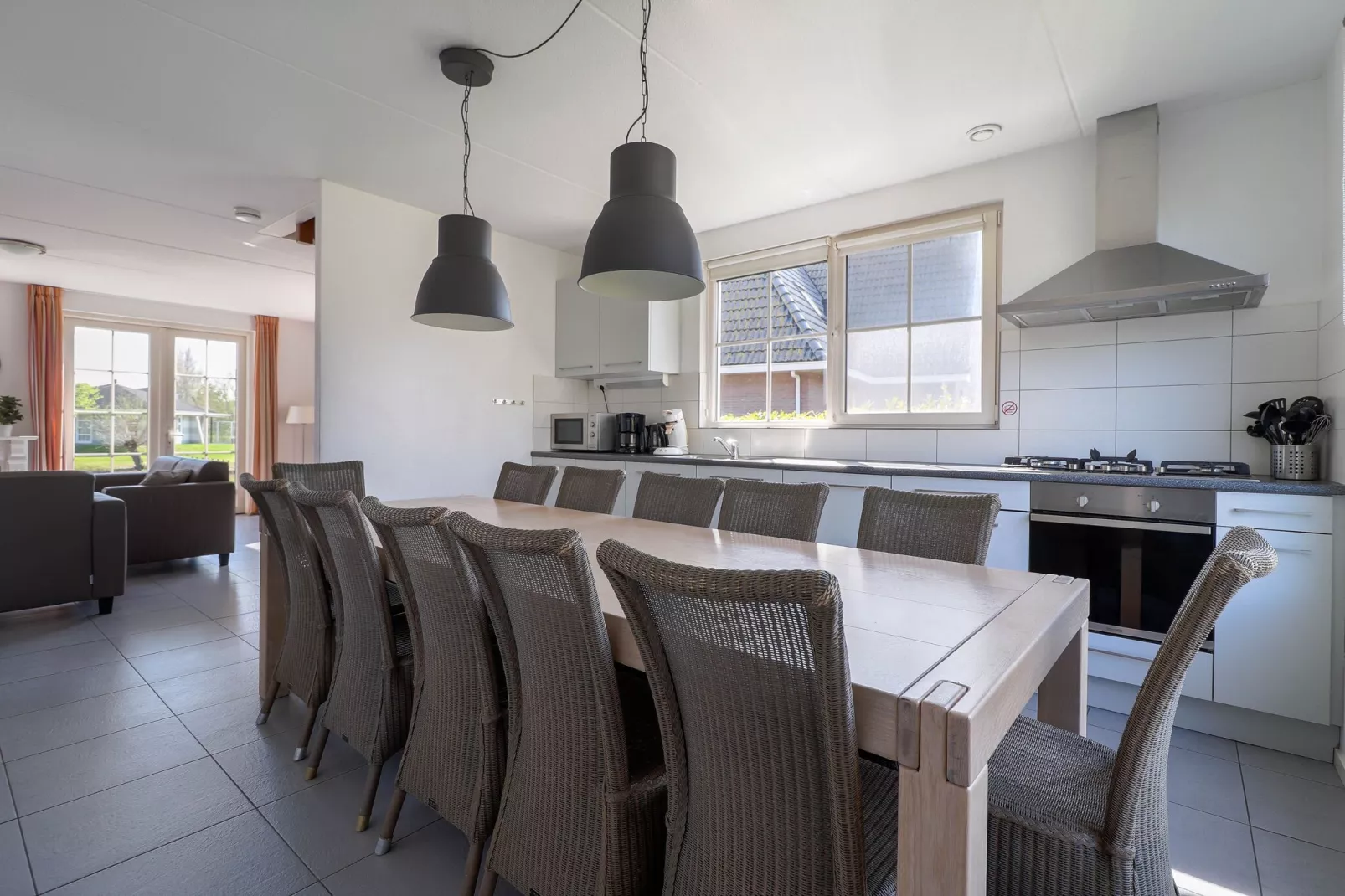 Beach Resort Makkum 32-Kitchen