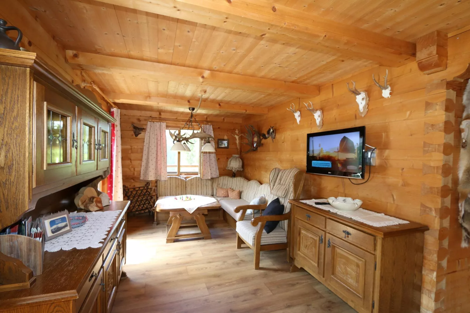 Thaler Hütte - Gipfelstürmer-Living room