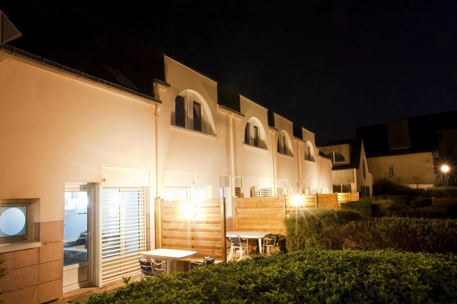 Holiday complex Golfe du Morbihan Larmor-Baden // Apt 3 pcs 5 pers et 1 bébé 2 salles d'eau-Gardens summer