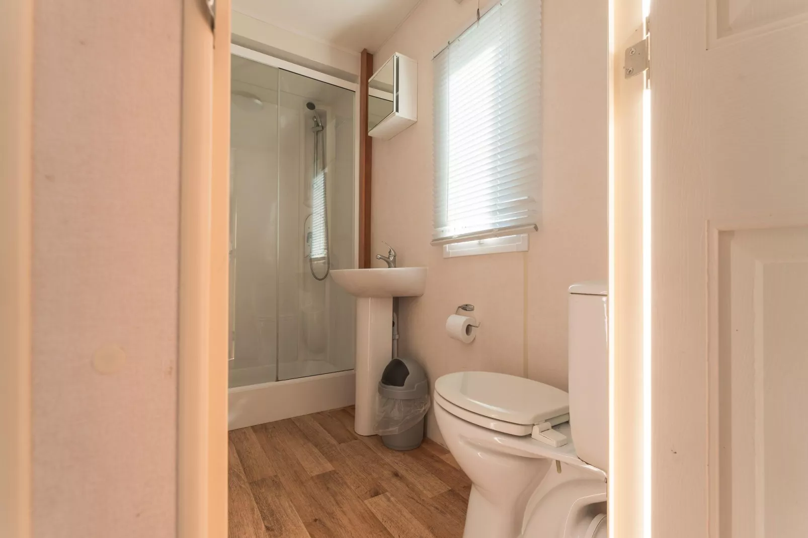 Chalet Alkenhaer nr 35-Bathroom