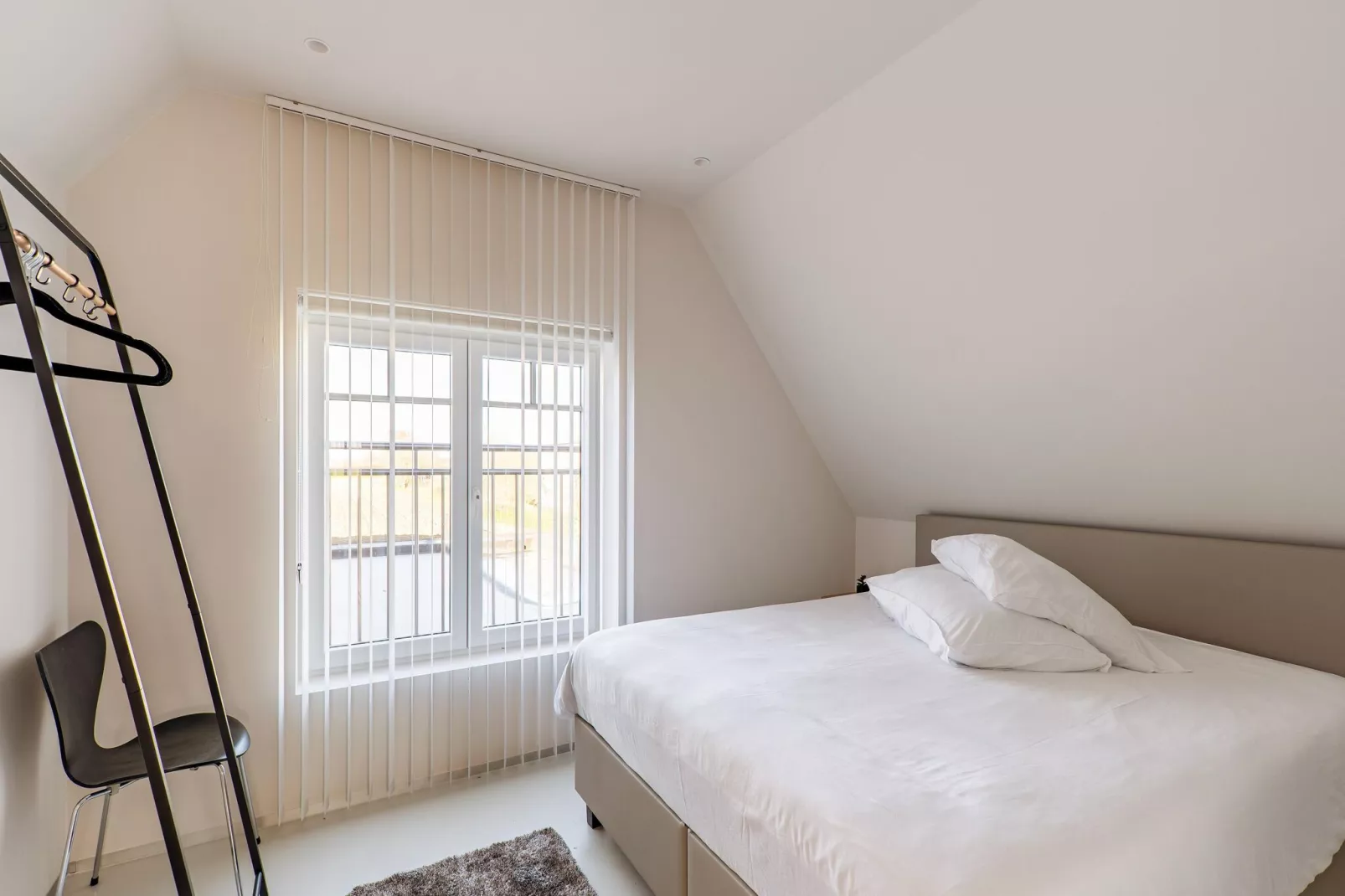 Charlie's house-Bedroom