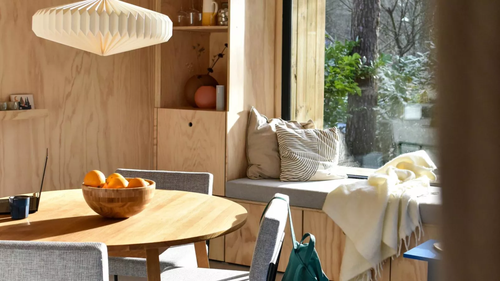 TED Tiny House-Living room