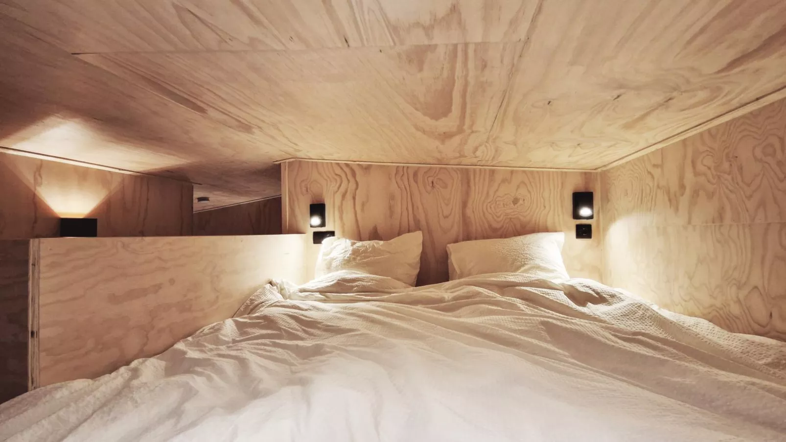 TED Tiny House-Bedroom