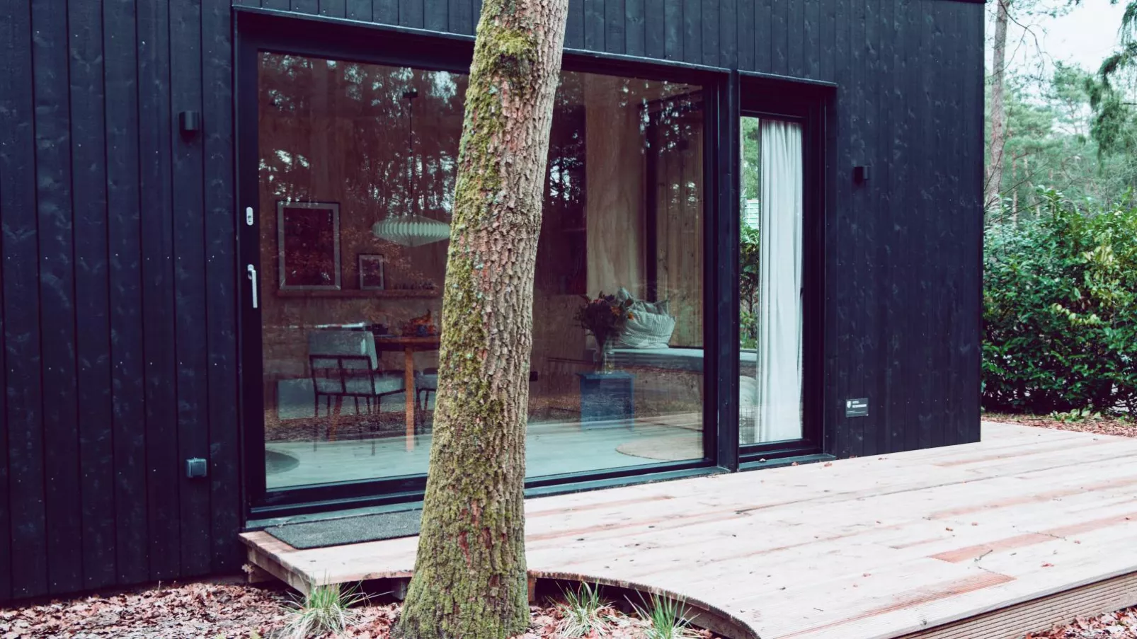 TED Tiny House-Terrace balcony