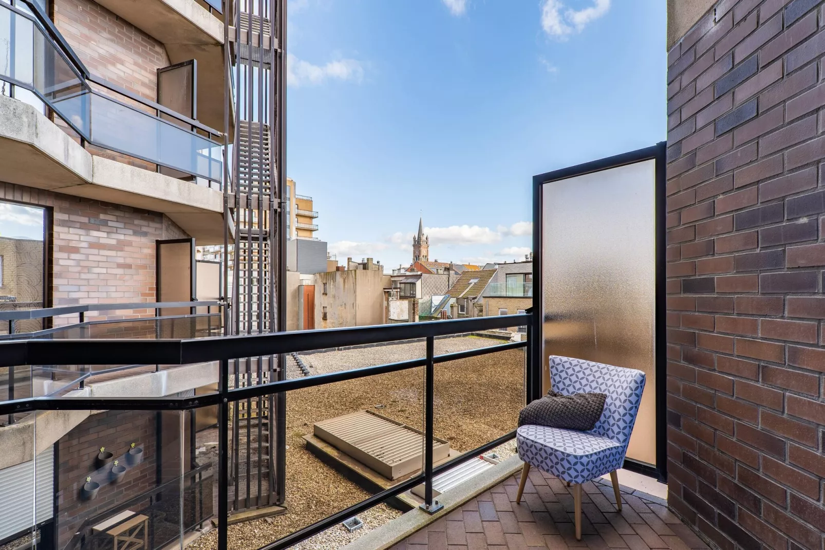 Central Place-Terrace balcony