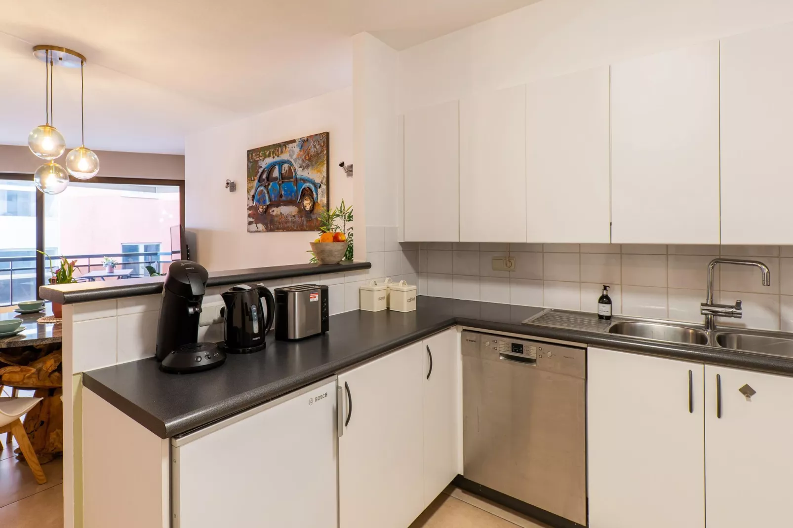 Central Place-Kitchen