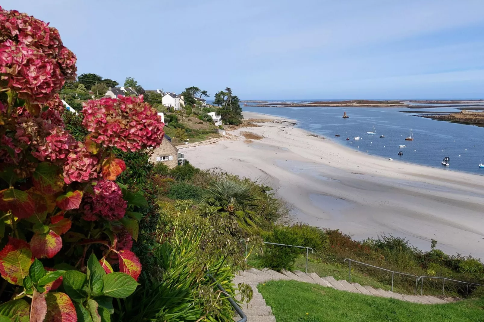 Ferienhaus St  Pabu-Zones d'été à 1 km