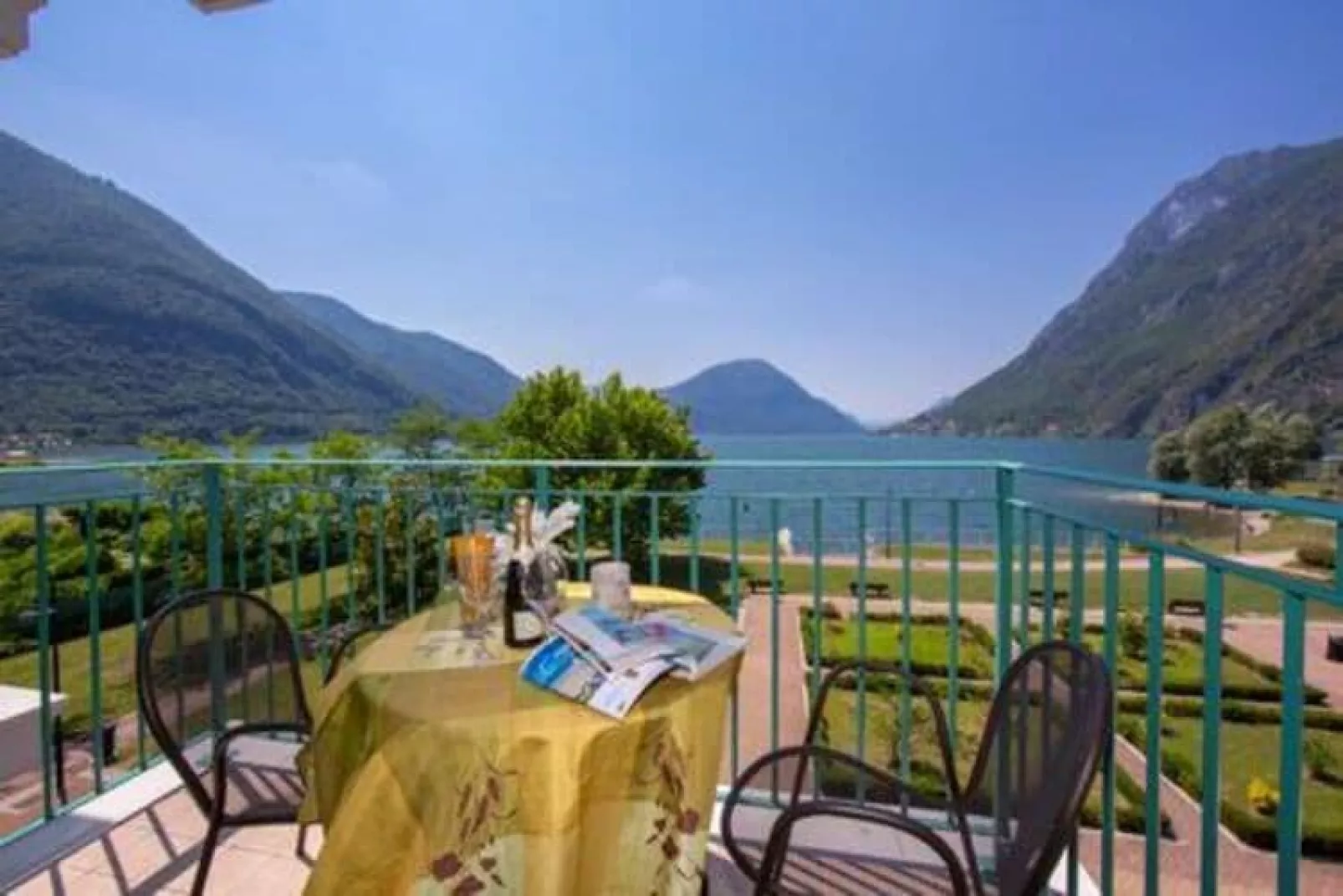 Residence Porto Letizia Porlezza - Palace 2-room 6 pax Lake View Plus P2LP6 8209-Terrace balcony