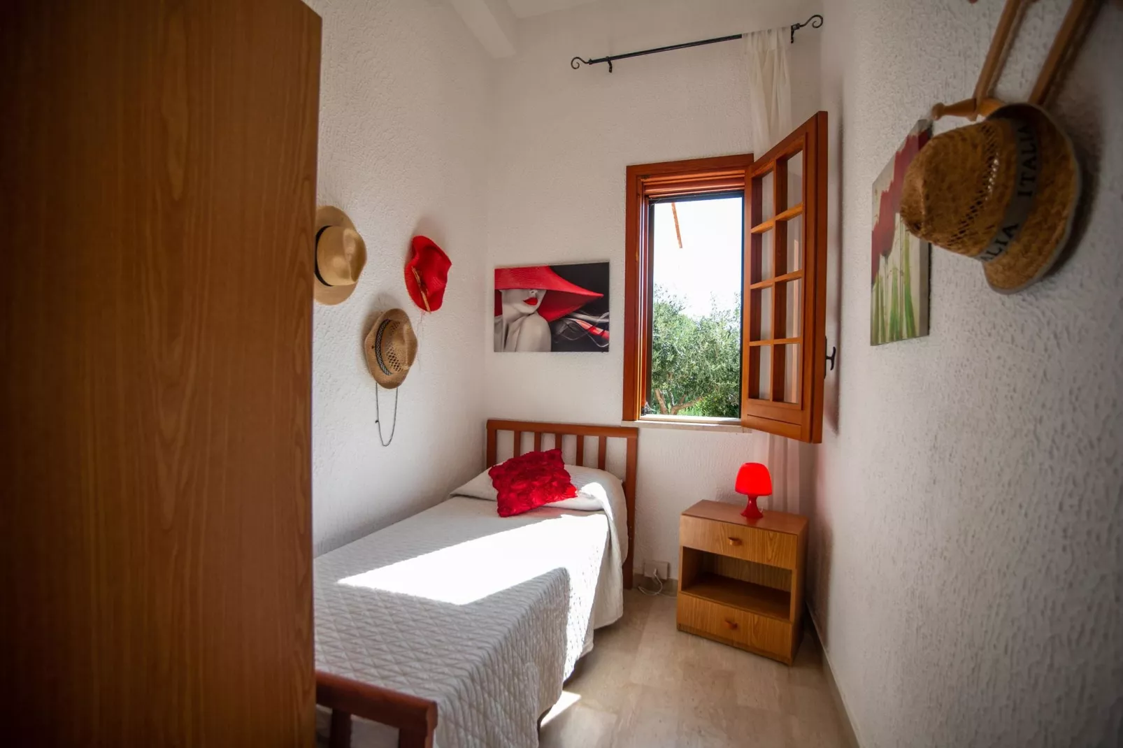 La Vela Sei-Bedroom