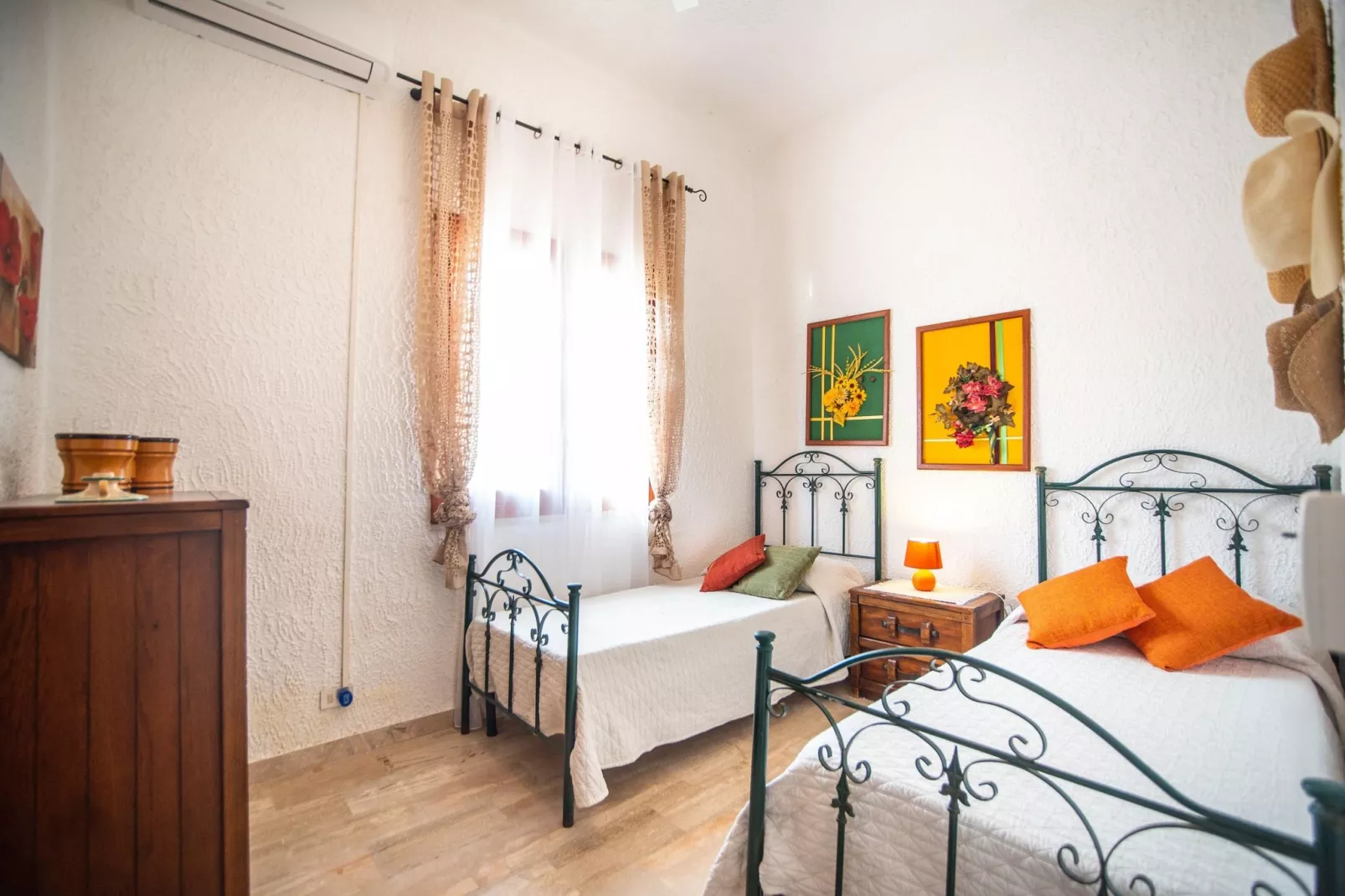 La Vela Sei-Bedroom