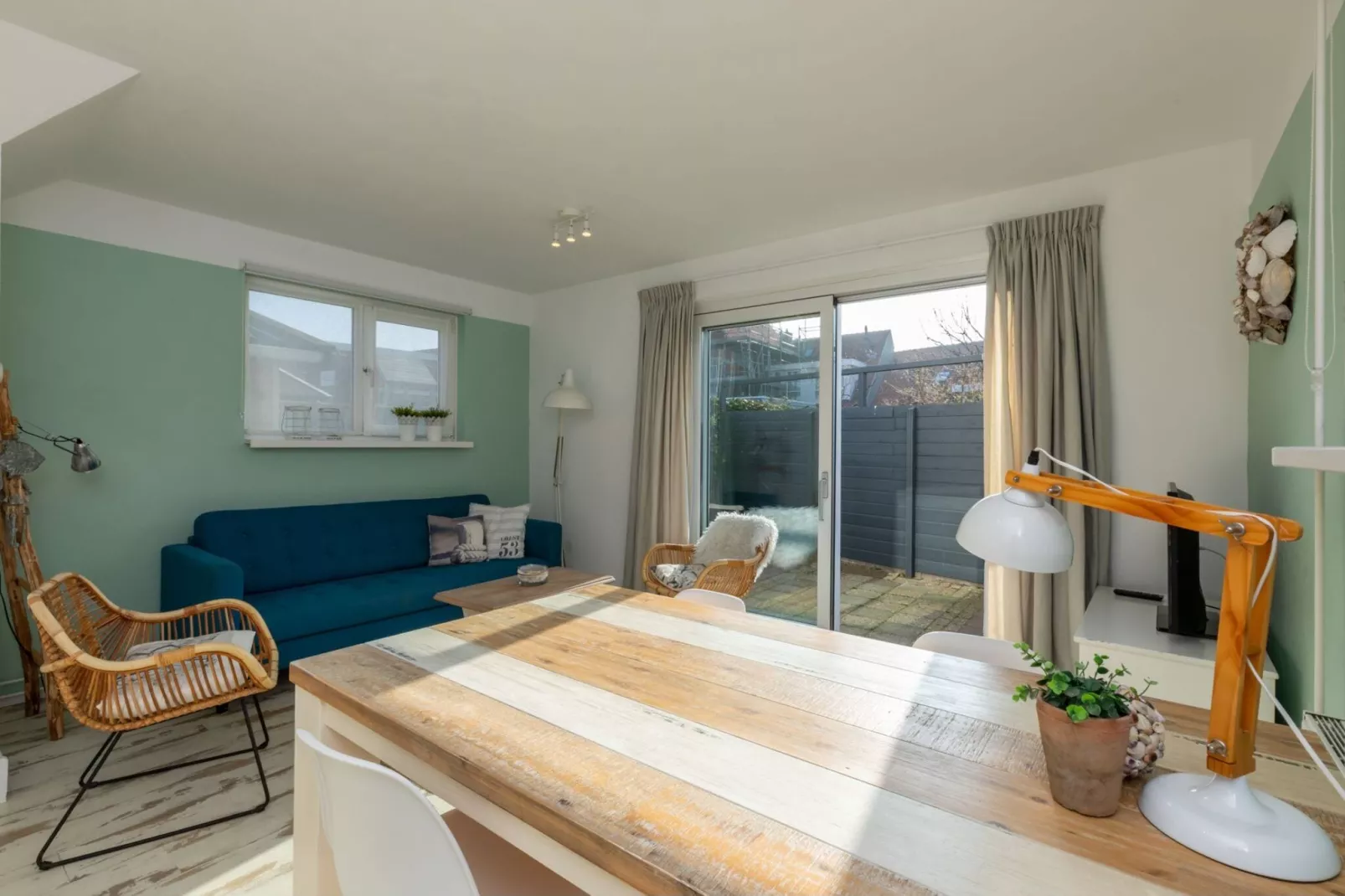 Zuidstraat 113- Zomerwoning-Living room