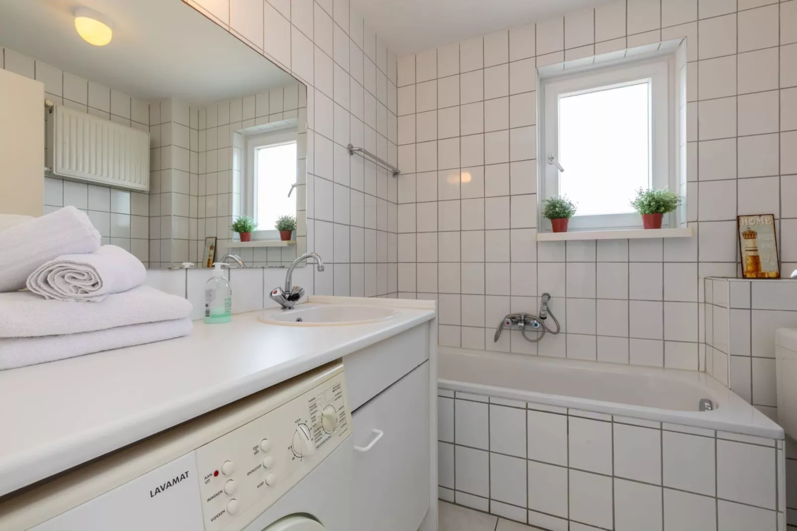 Zuidstraat 113- Zomerwoning-Bathroom