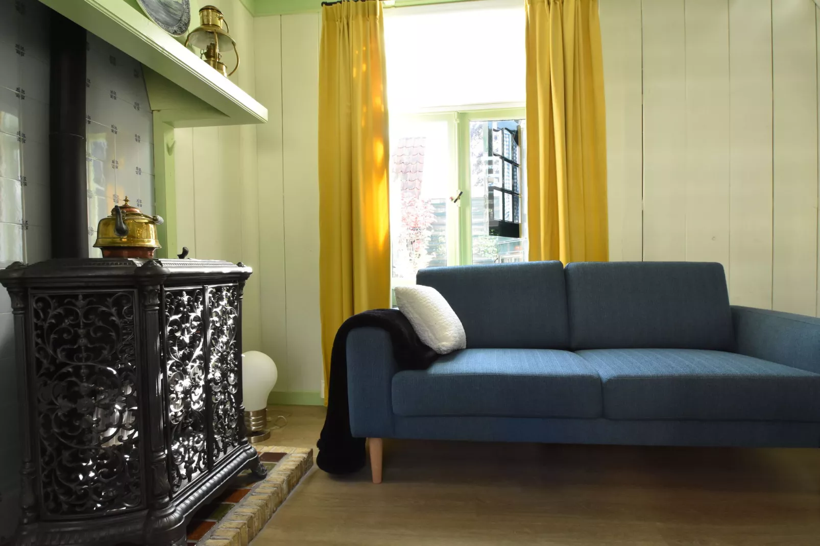 Edammer Vissershuisje-Living room