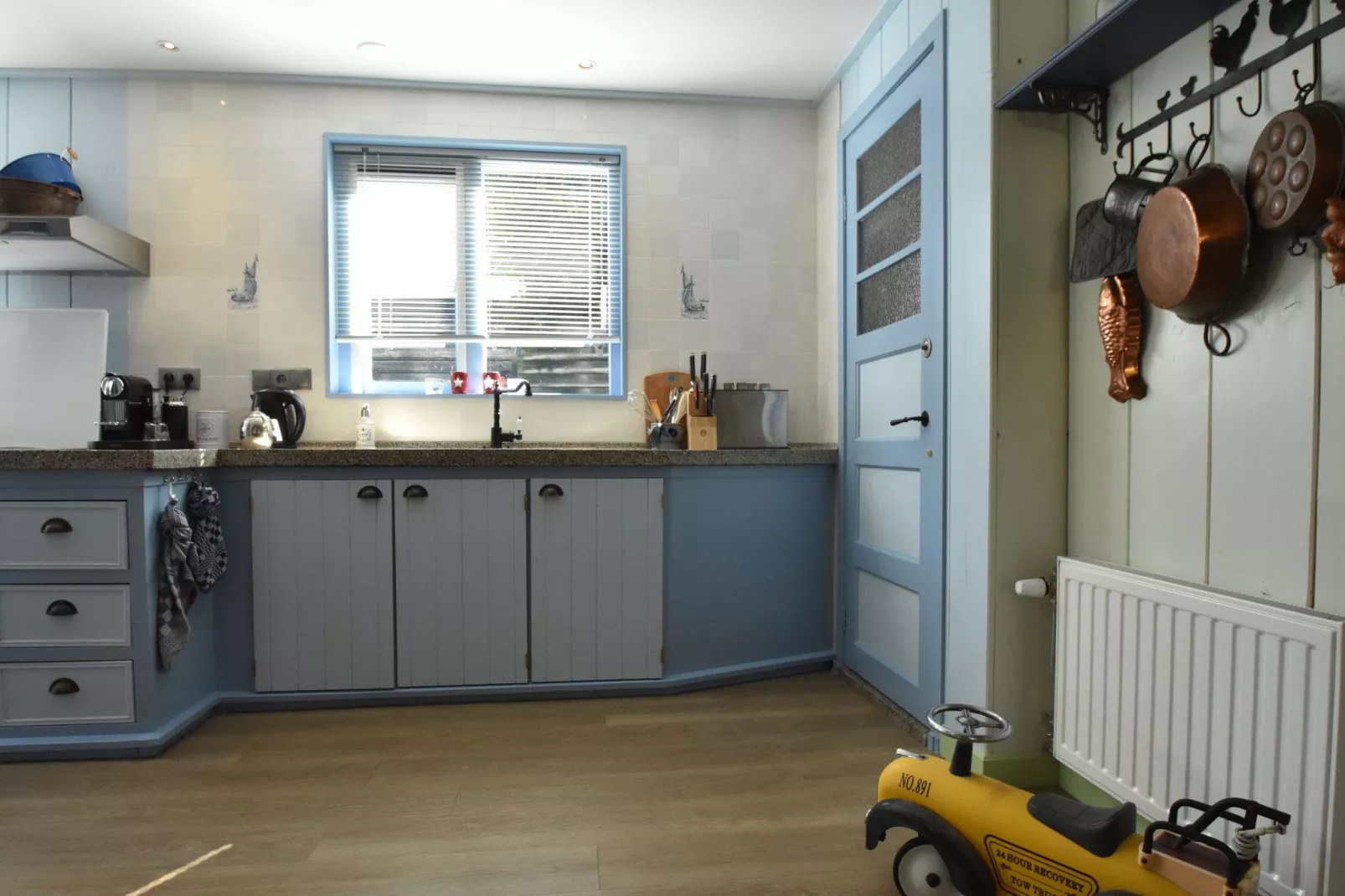Edammer Vissershuisje-Kitchen