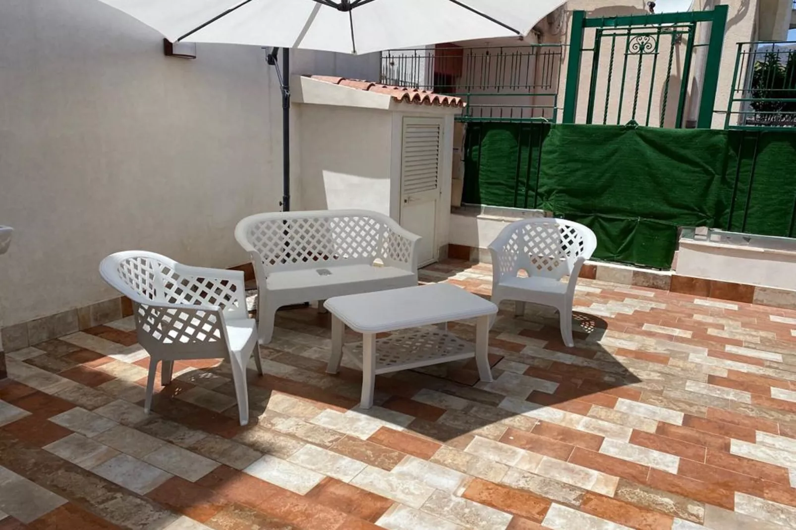 Appartamento Solanto Mare-Terrassenbalkon