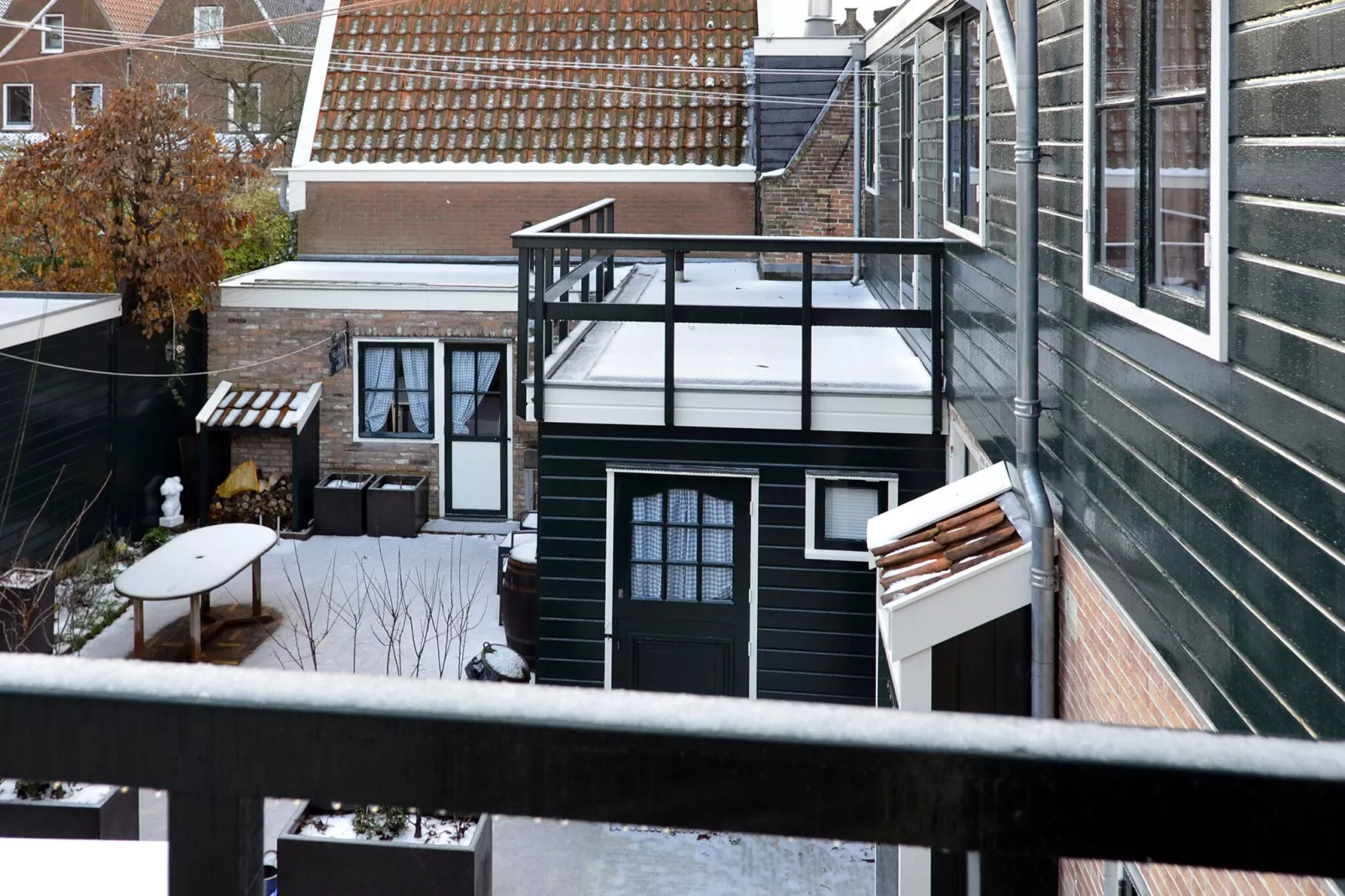 Edammer Vissershuisje-Exterior winter