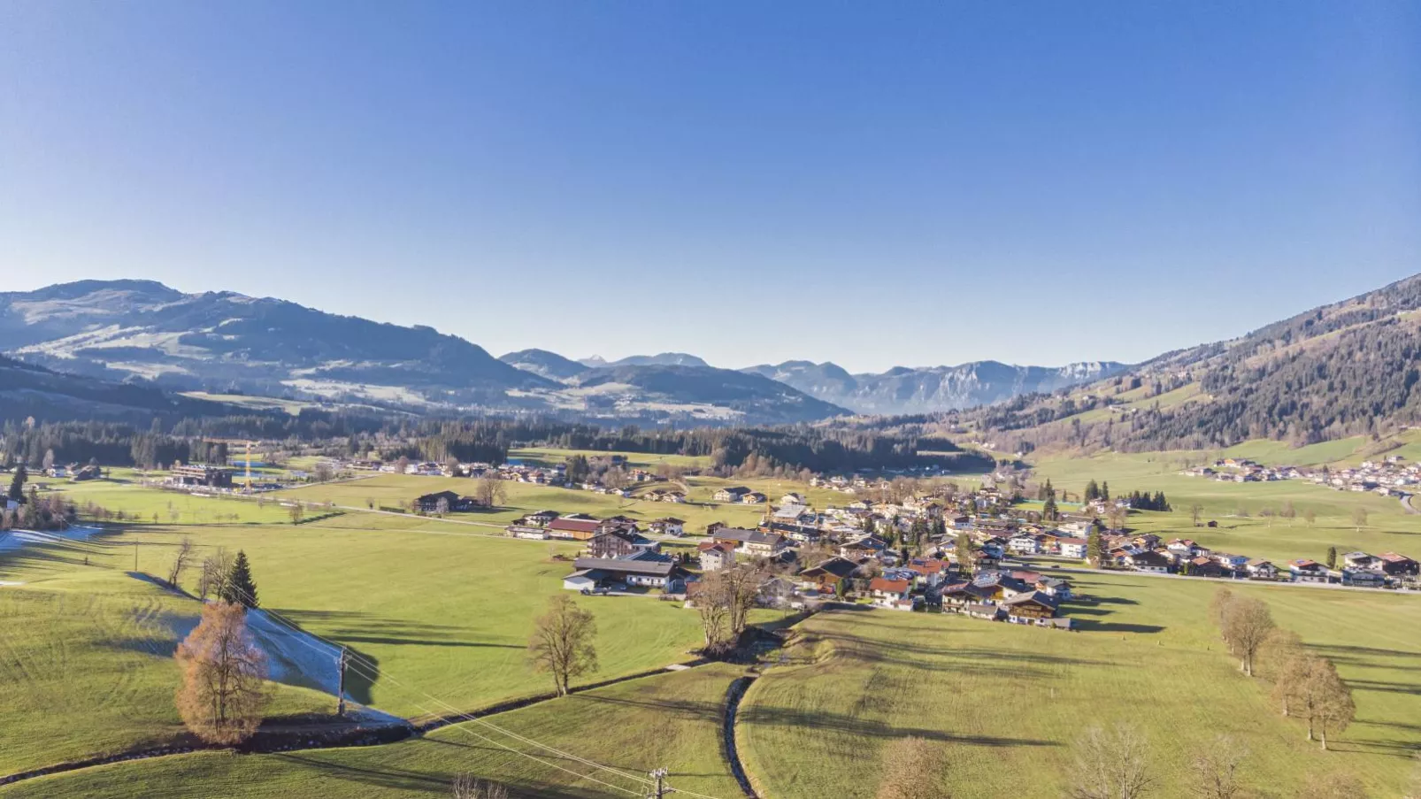 Glonersbühelhof Top 2-View summer