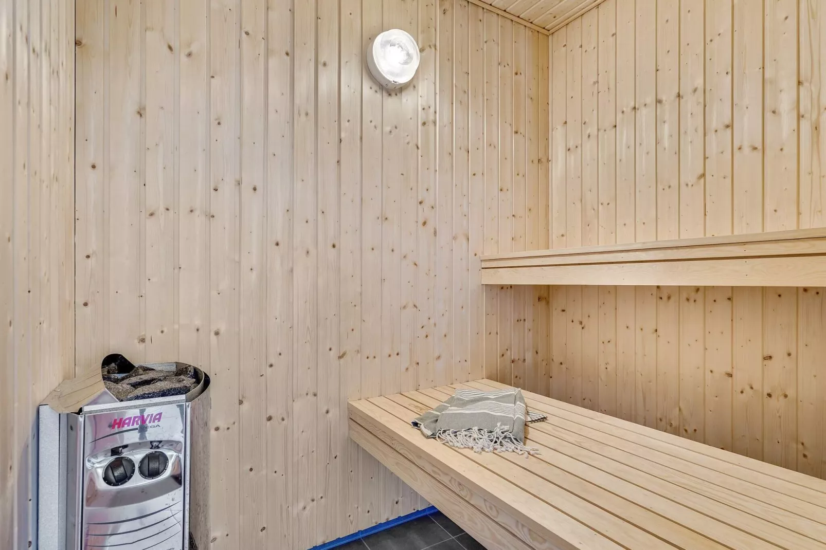 18 Personen Ferienhaus in Ålbæk-Sauna
