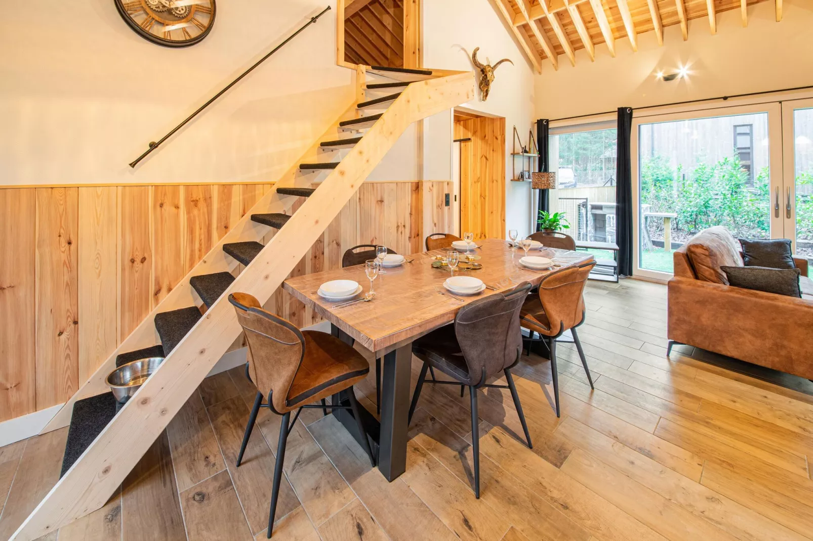 Chalet Interwood d'Oré-Dining room