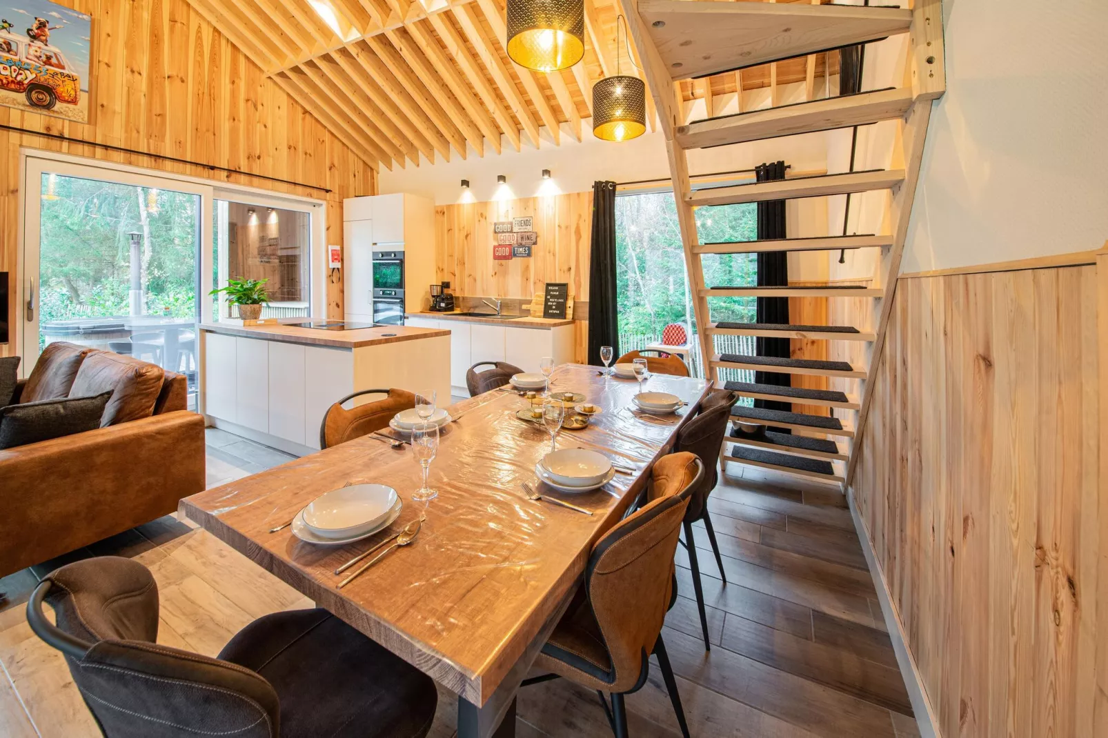 Chalet Interwood d'Oré-Dining room