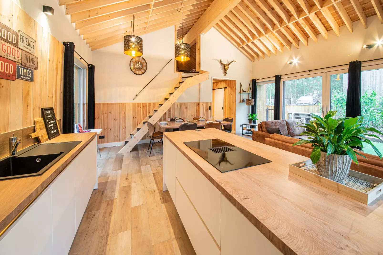 Chalet Interwood d'Oré-Kitchen