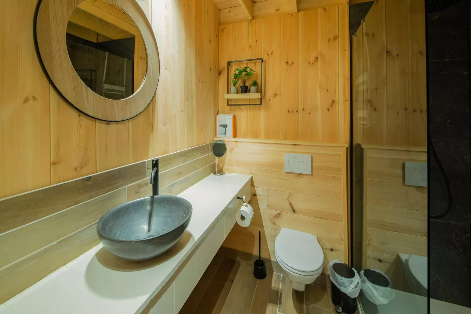 Chalet Interwood d'Oré-Bathroom