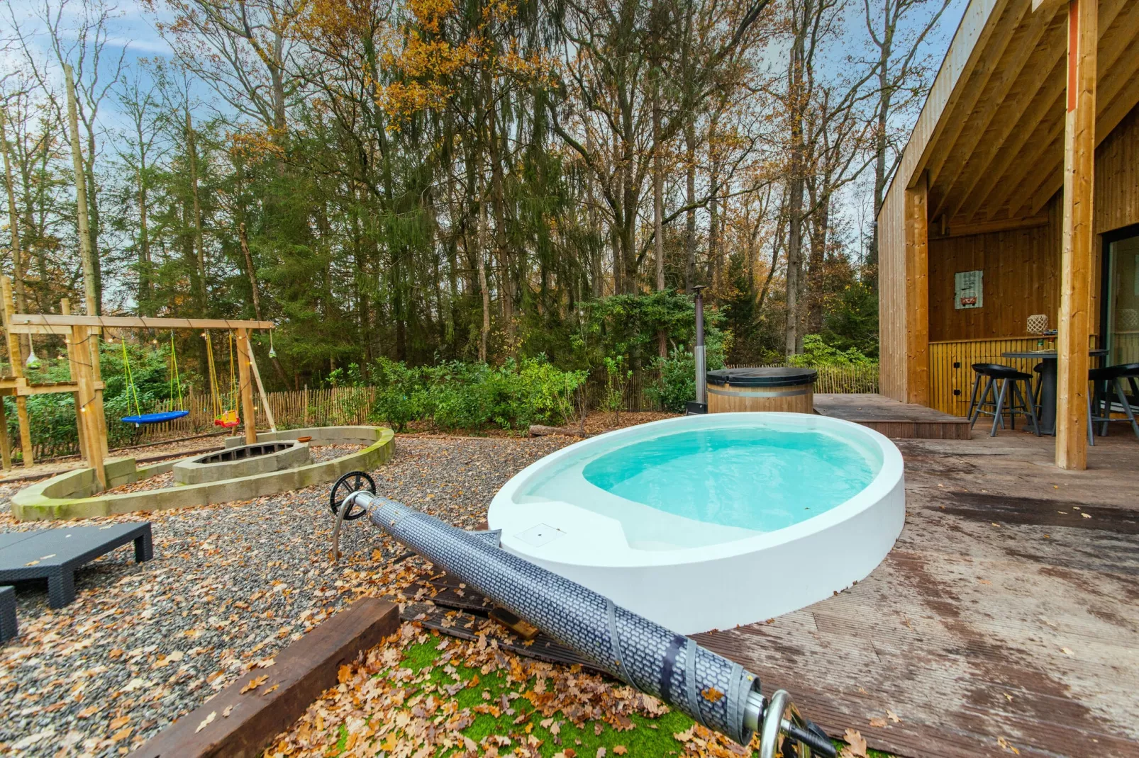 Chalet Interwood d'Oré-Gardens summer