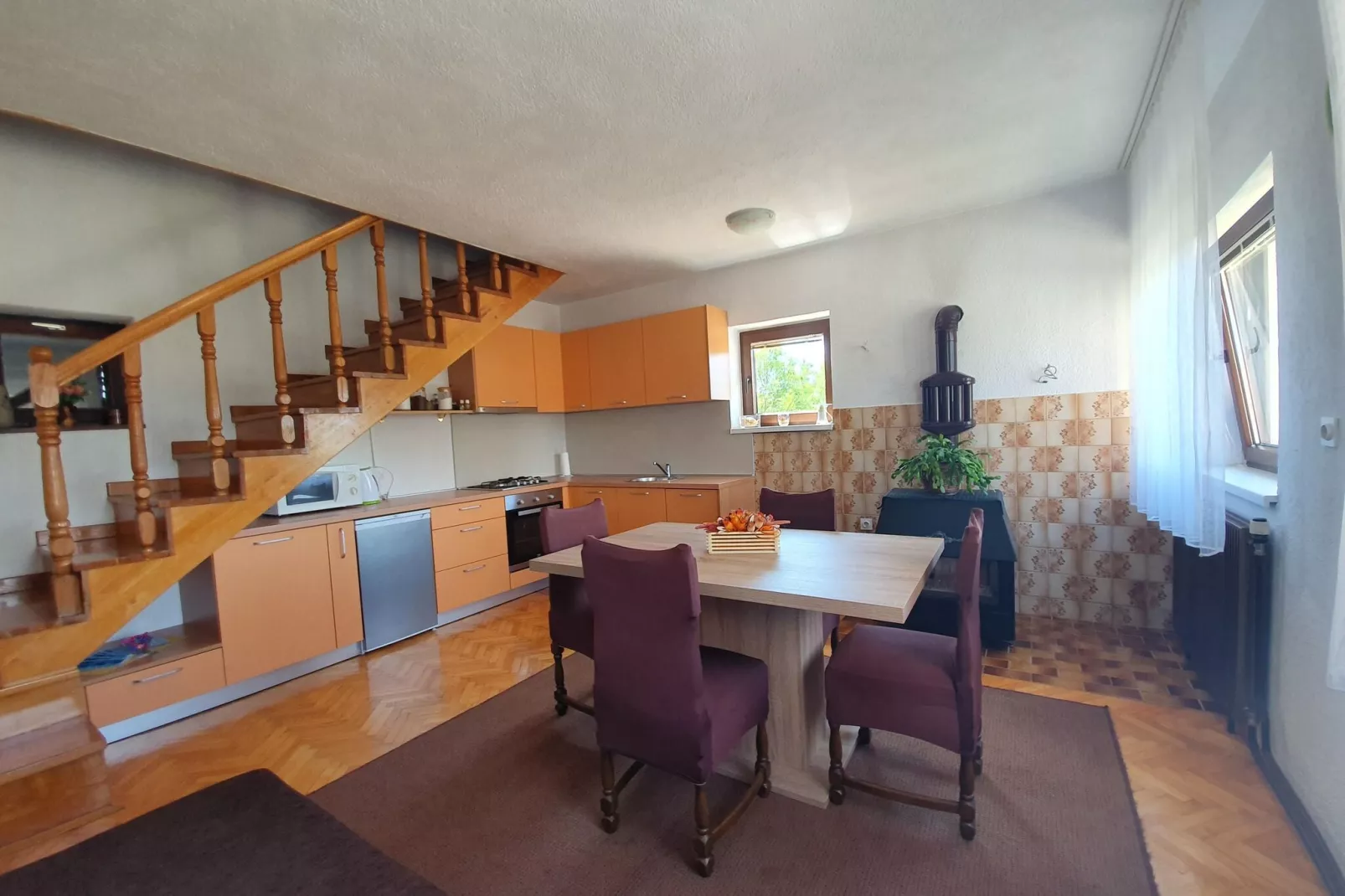 Holiday house Lovinac-Kitchen