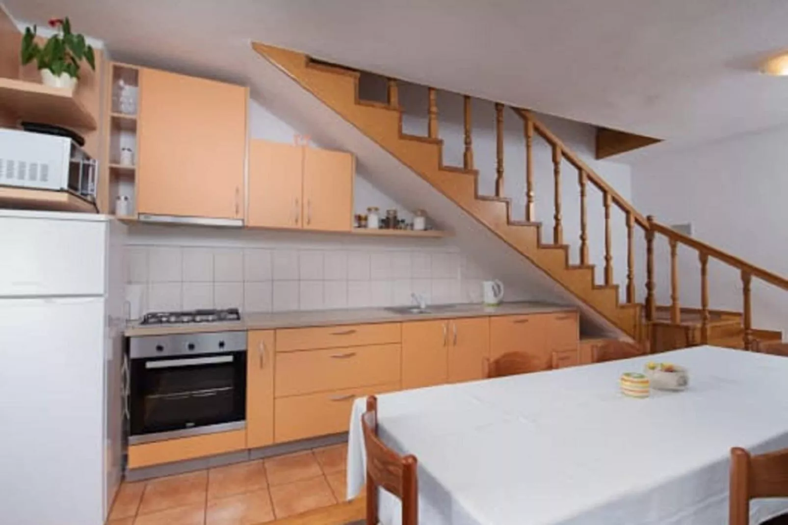 Vacation house Anka-Dining room