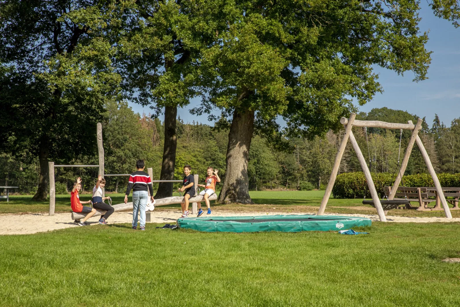 De Familieboerderij-Parkeinrichtungen