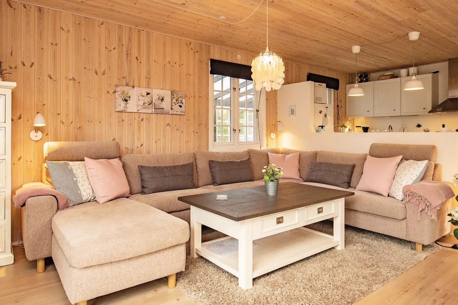 6 person holiday home in Blåvand-Indoor