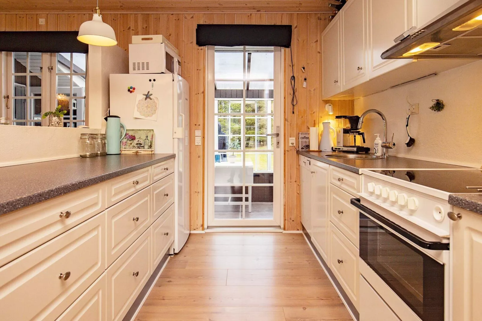 6 person holiday home in Blåvand-Indoor