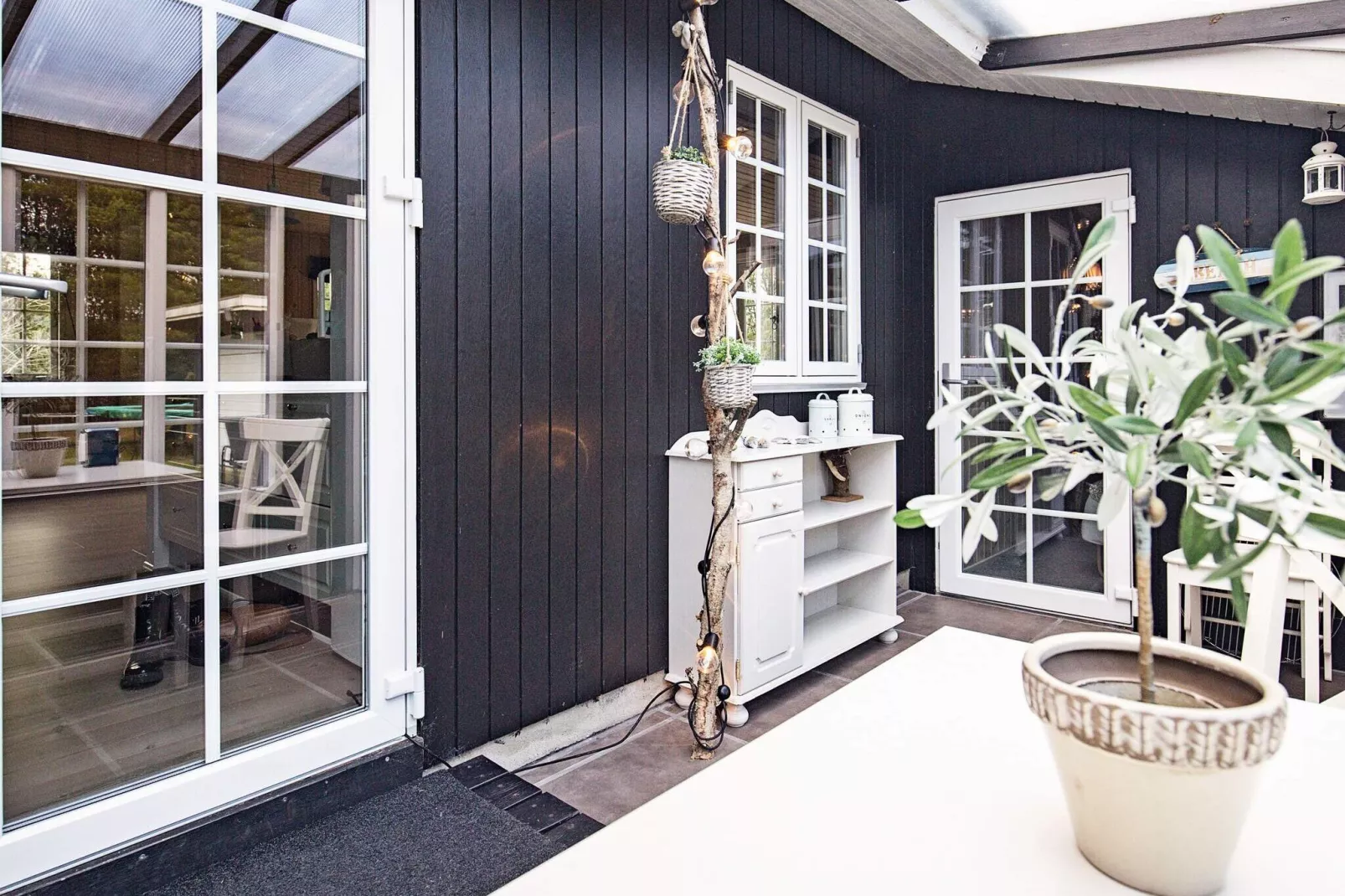 6 person holiday home in Blåvand-Indoor