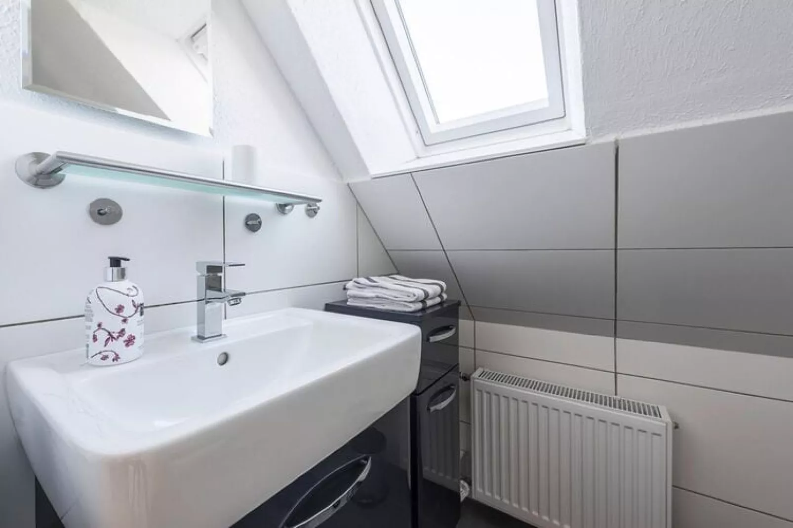 Kleiner Steert 5a-Bathroom