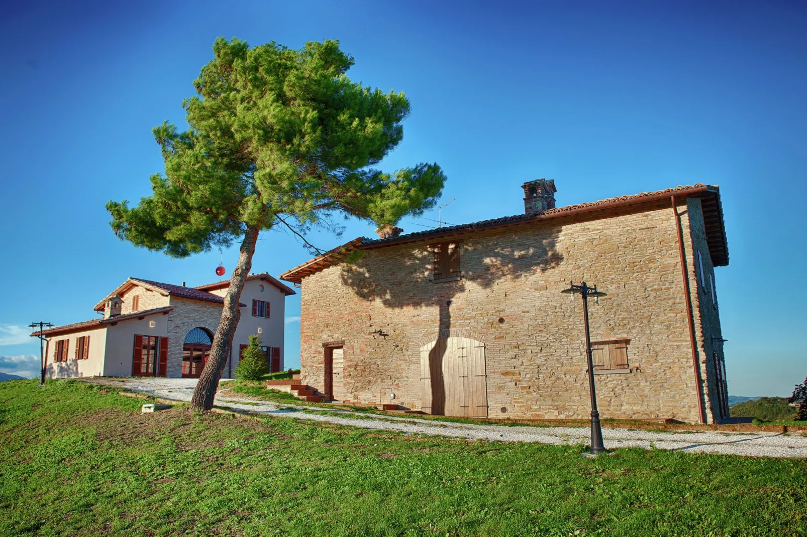 Borgo Due-Exterior summer