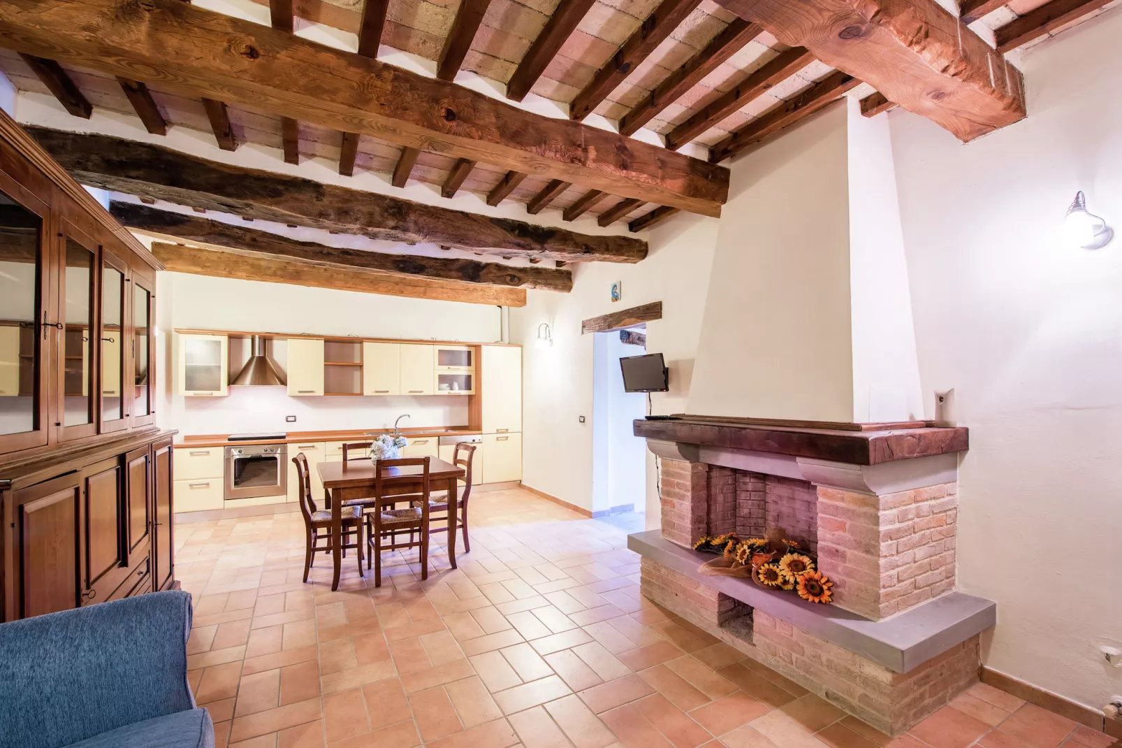 Borgo Due-Living room