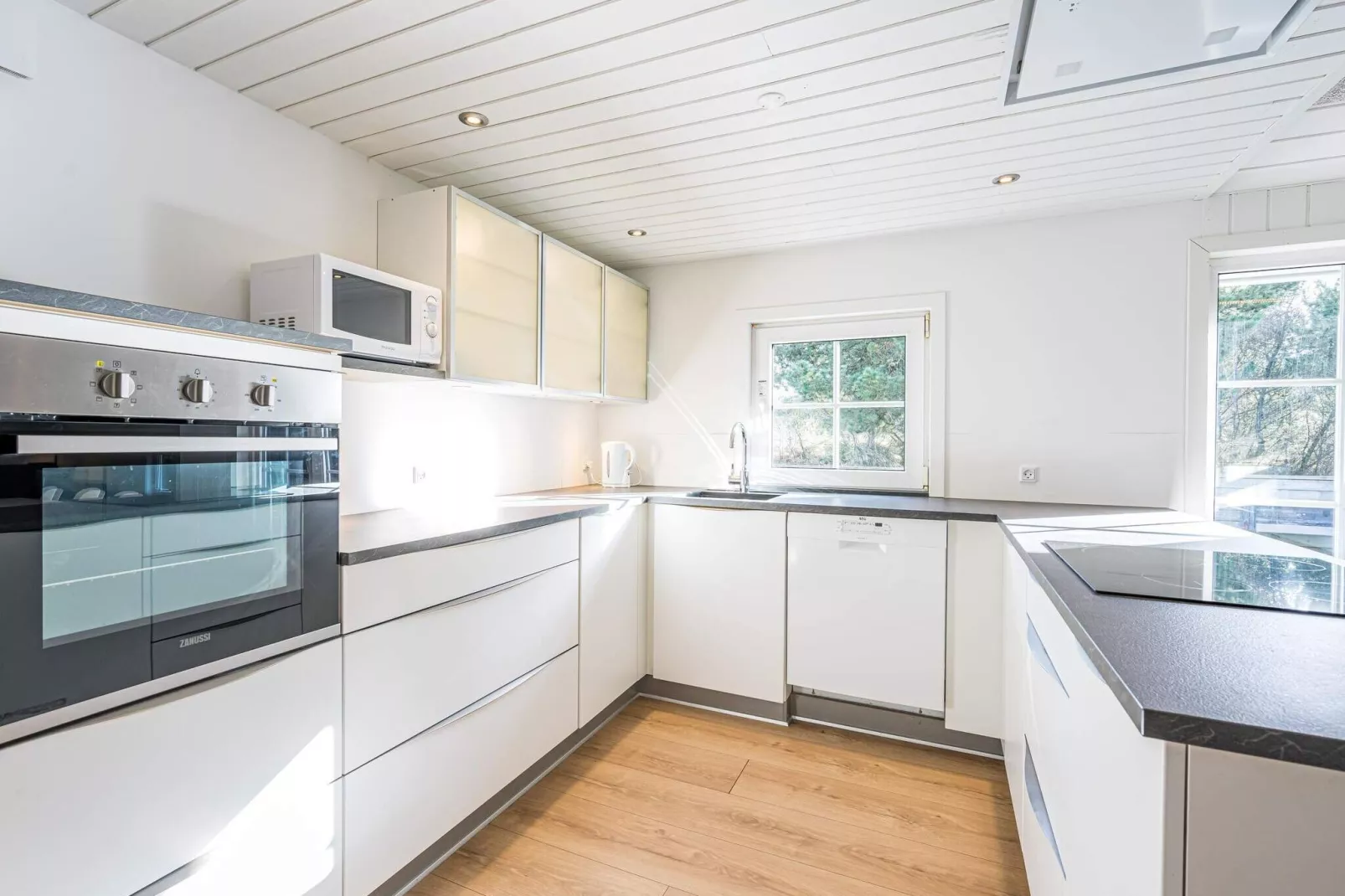 8 person holiday home in Blåvand-Indoor