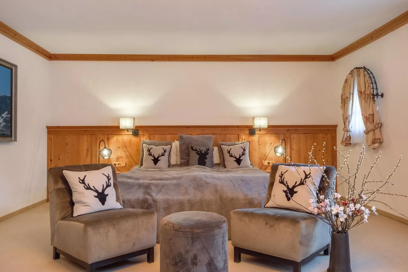 Luxury-Chalet in St Johann in Tirol-Bedroom