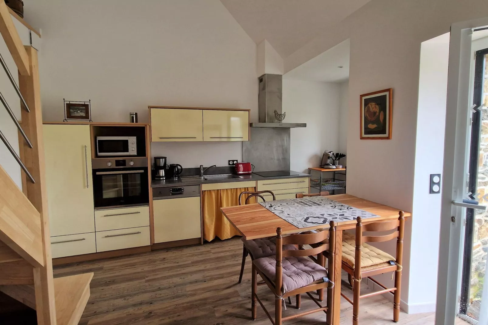 Between land and sea holiday home in the hinterland of the bay of Morlaix-Kitchen