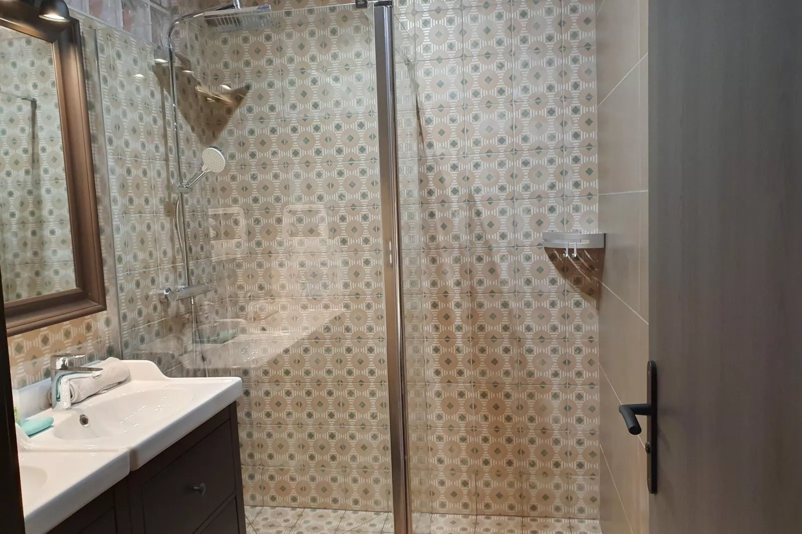 VILLA JEN'UKA-Bathroom