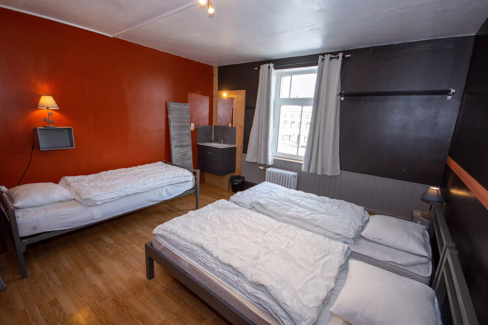 Entre amis 8 personnes-Chambre